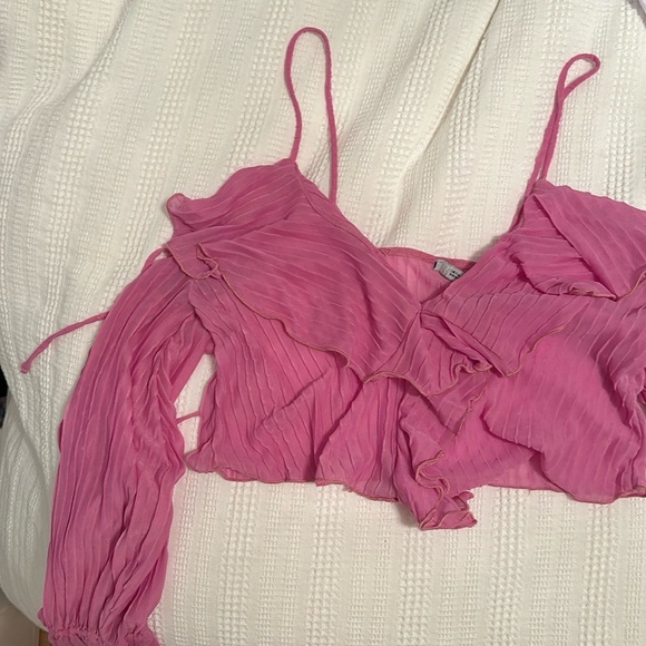 Gorgeous summer top - Picture 3 of 4